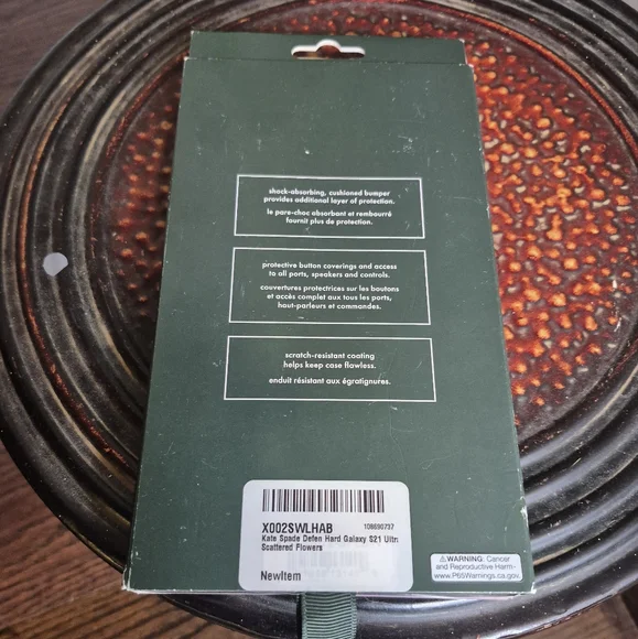 Kate Spade Samsung Protective Hardshell - Picture 4 of 7